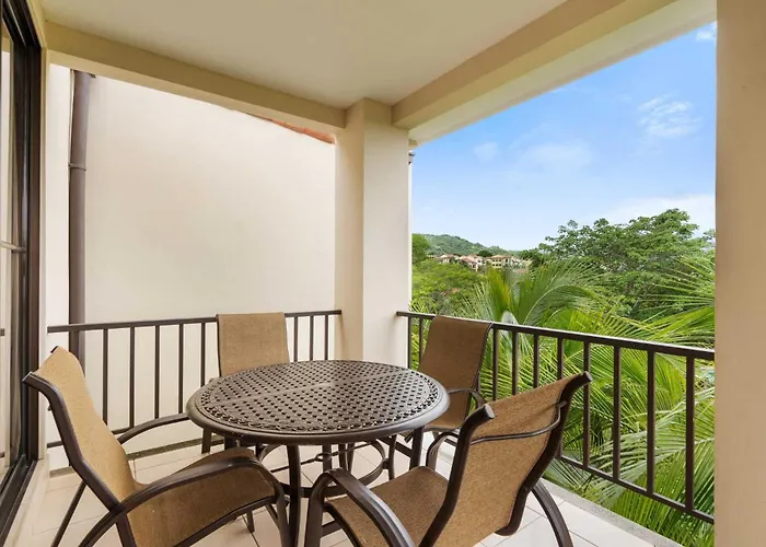 Renovated In High-end Community With Spectacular Mountain Views, Modern Design, And Club Access * Coco
