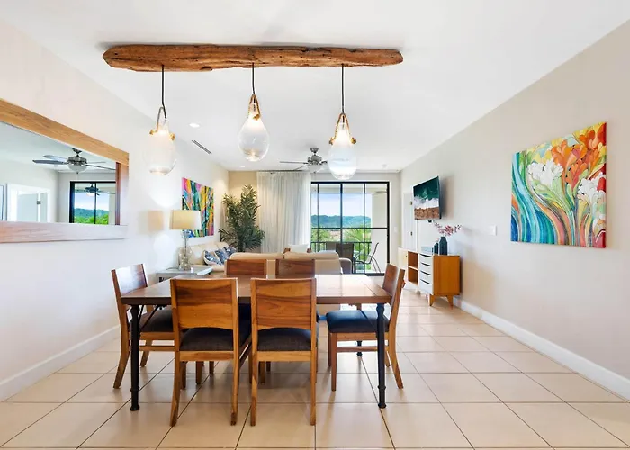 Сasa de vacaciones Renovated In High-end Community With Spectacular Mountain Views, Modern Design, And Club Access *