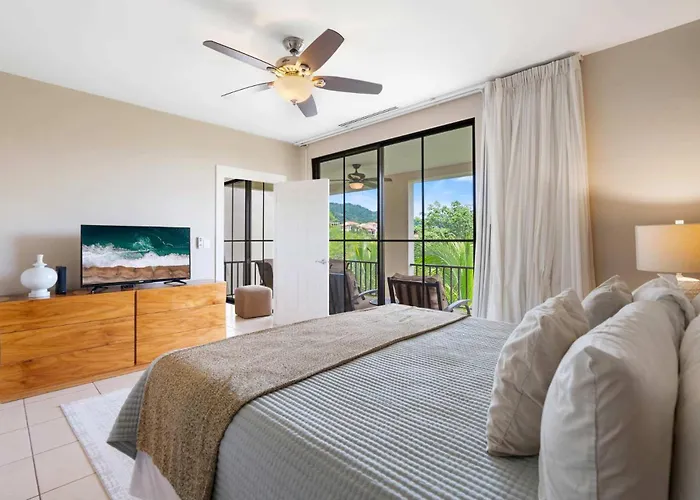 Сasa de vacaciones Renovated In High-end Community With Spectacular Mountain Views, Modern Design, And Club Access