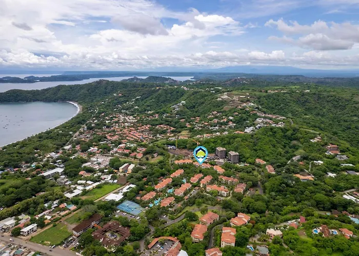 Renovated In High-end Community With Spectacular Mountain Views, Modern Design, And Club Access *