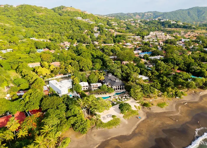 Сasa de vacaciones Renovated In High-end Community With Spectacular Mountain Views, Modern Design, And Club Access *